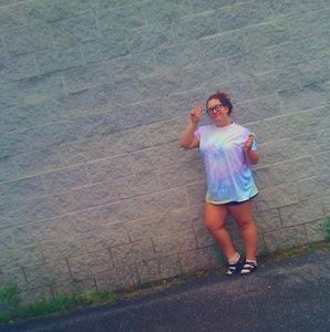 Meet your Posher, Emili